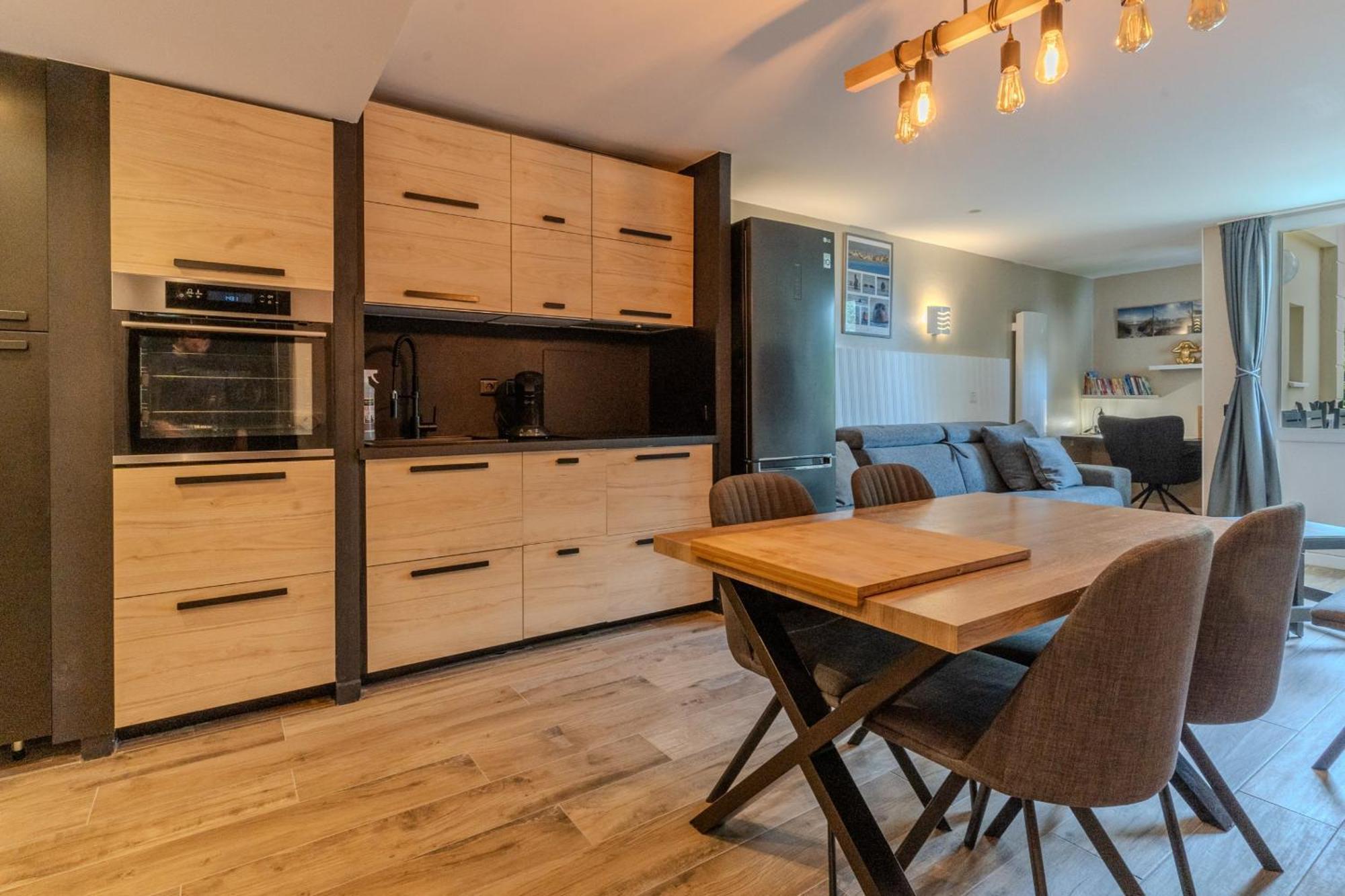 Very Flat For 5 With Swimming Pool Tennis Court And Free Park Le Touquet